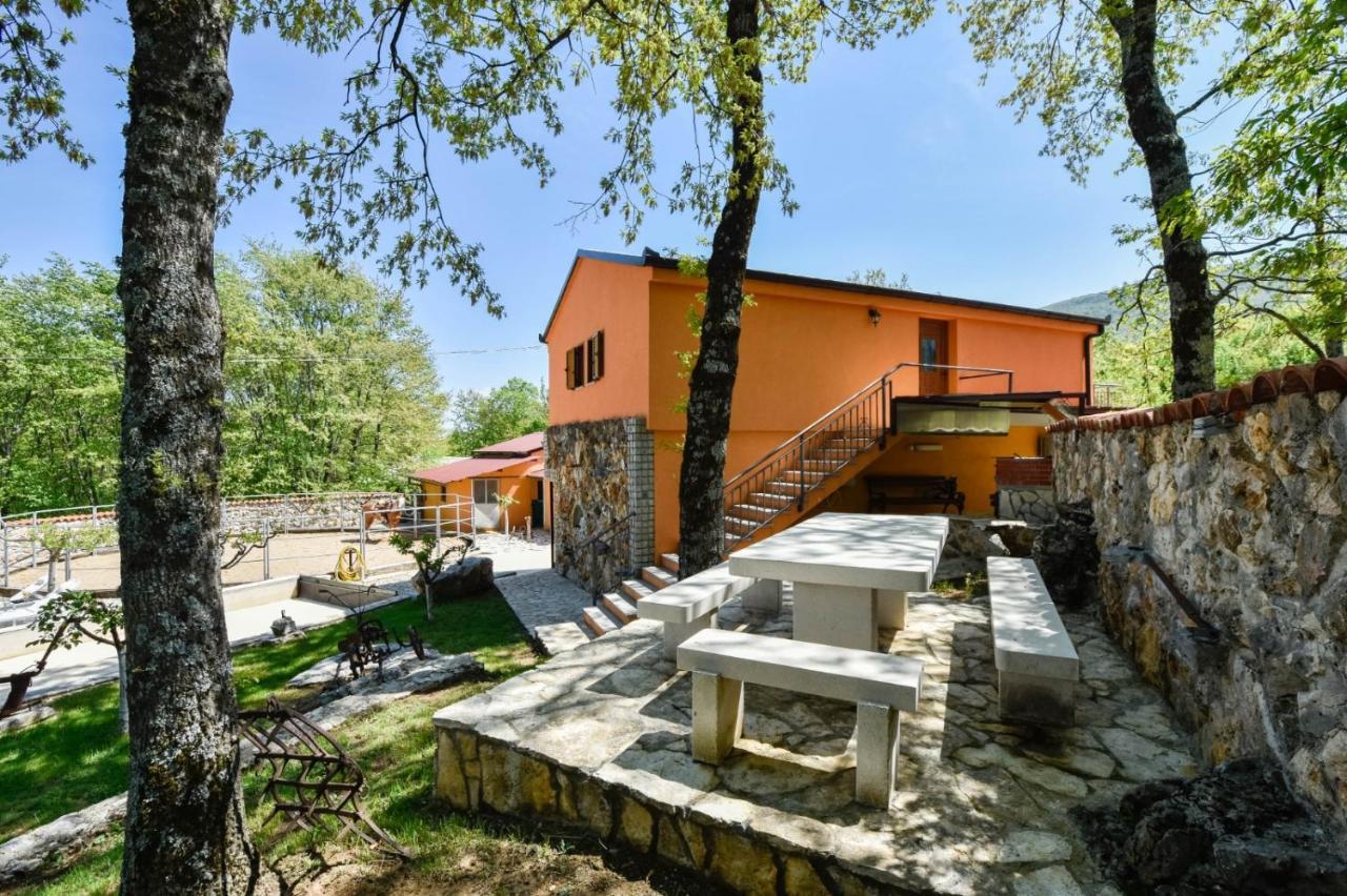 Villa With Swimming Pool, Wellness, Extra And Horses *